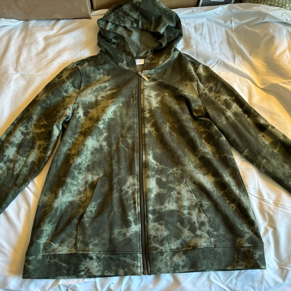 D & Co Active Olive Green Tie Dye Full Zip Hoodie with Front Pockets, Size L